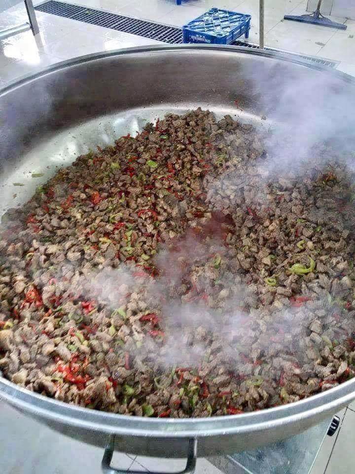 13.000 kişiye iftar yemeği